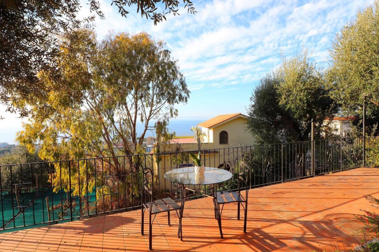 Ulivi Apt Villa Sorrento Eksteriør billede